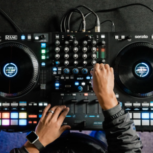 DJ controller